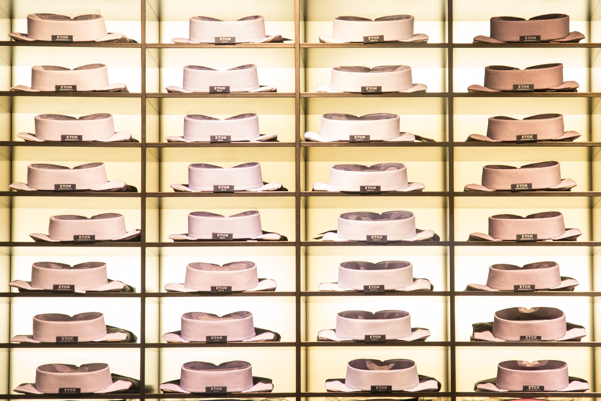 idei amenajare magazin haine